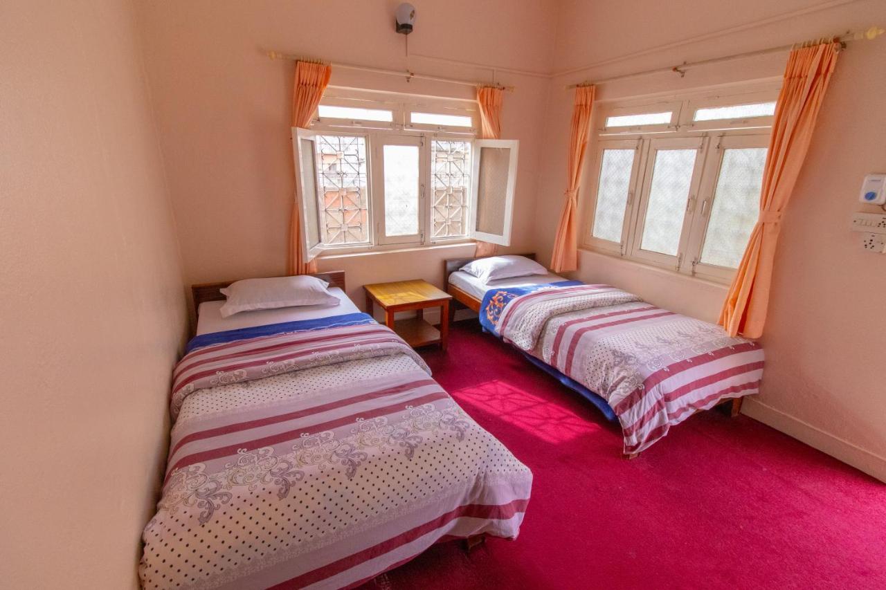 New Tourist Guest House Pókhara Exteriér fotografie